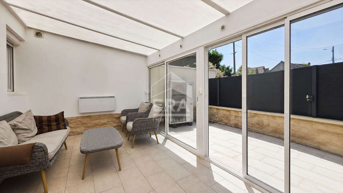 Maison à MONTREUIL