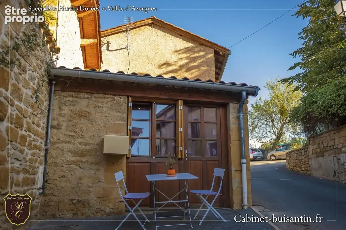 Charme, pierres et coeur de village - photo 2