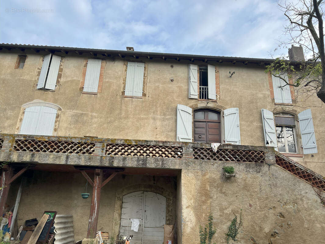 Bastide et dépendances sur 11 hectares - photo 11