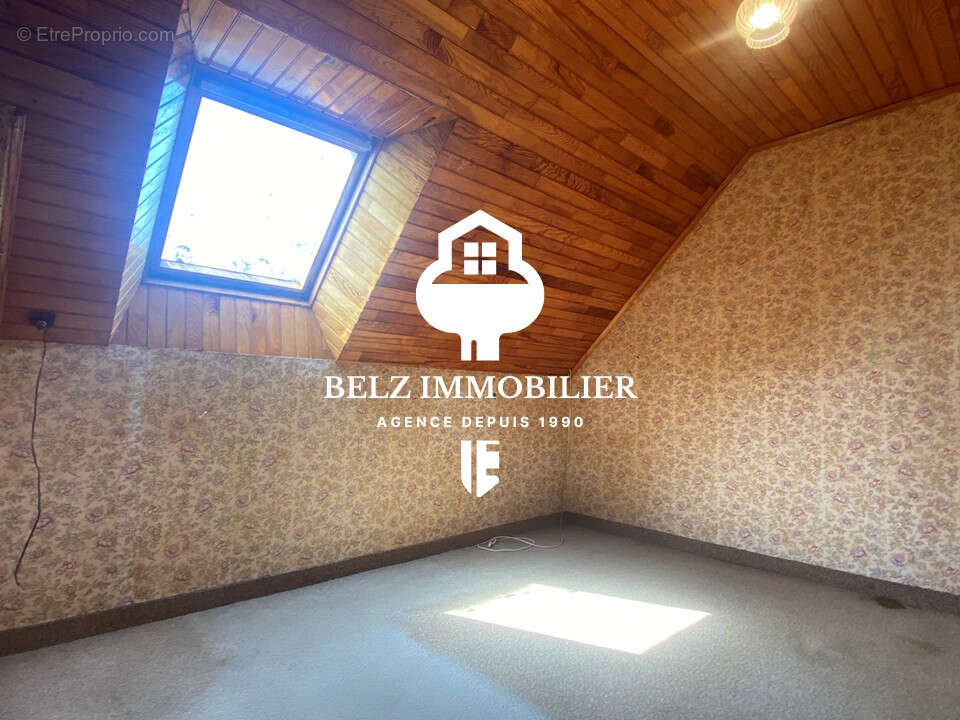 Maison Nostang 6 pièces Maison familiale des années 1970  5 chambres  Sous-sol complet TERRAIN  de 930m² - photo 8