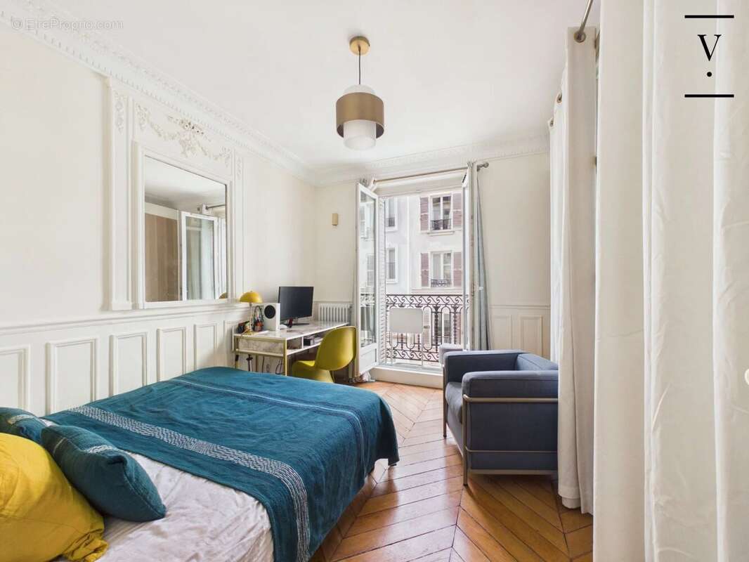 Appartement à PARIS-11E