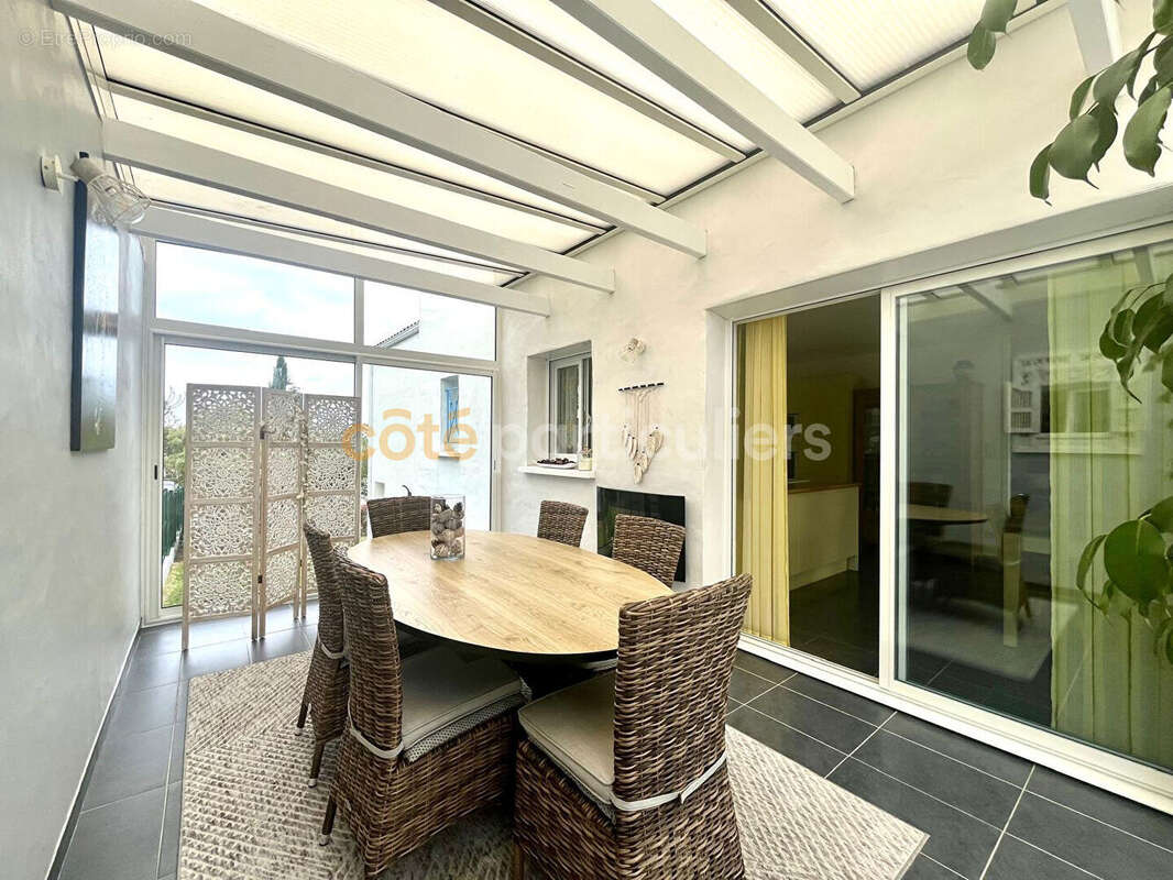 Maison à MESCHERS-SUR-GIRONDE