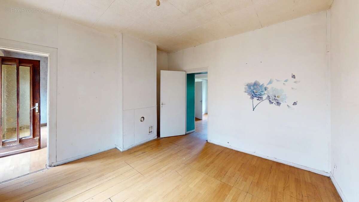 Maison à VERNEUIL-SOUS-COUCY