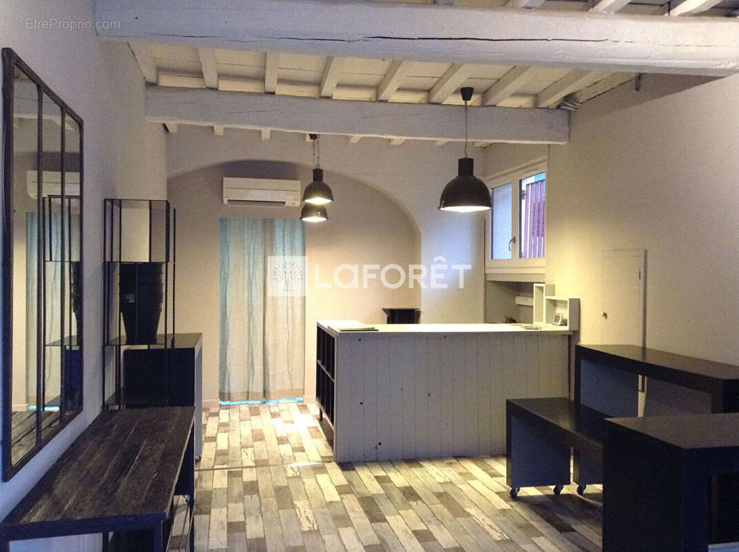 Local commercial Castelnau Le Lez 38.44 m2 - photo 3
