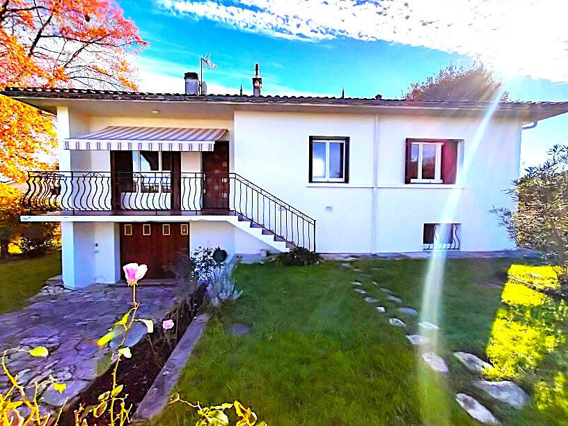 Maison à SAINT-PIERRE-DU-MONT