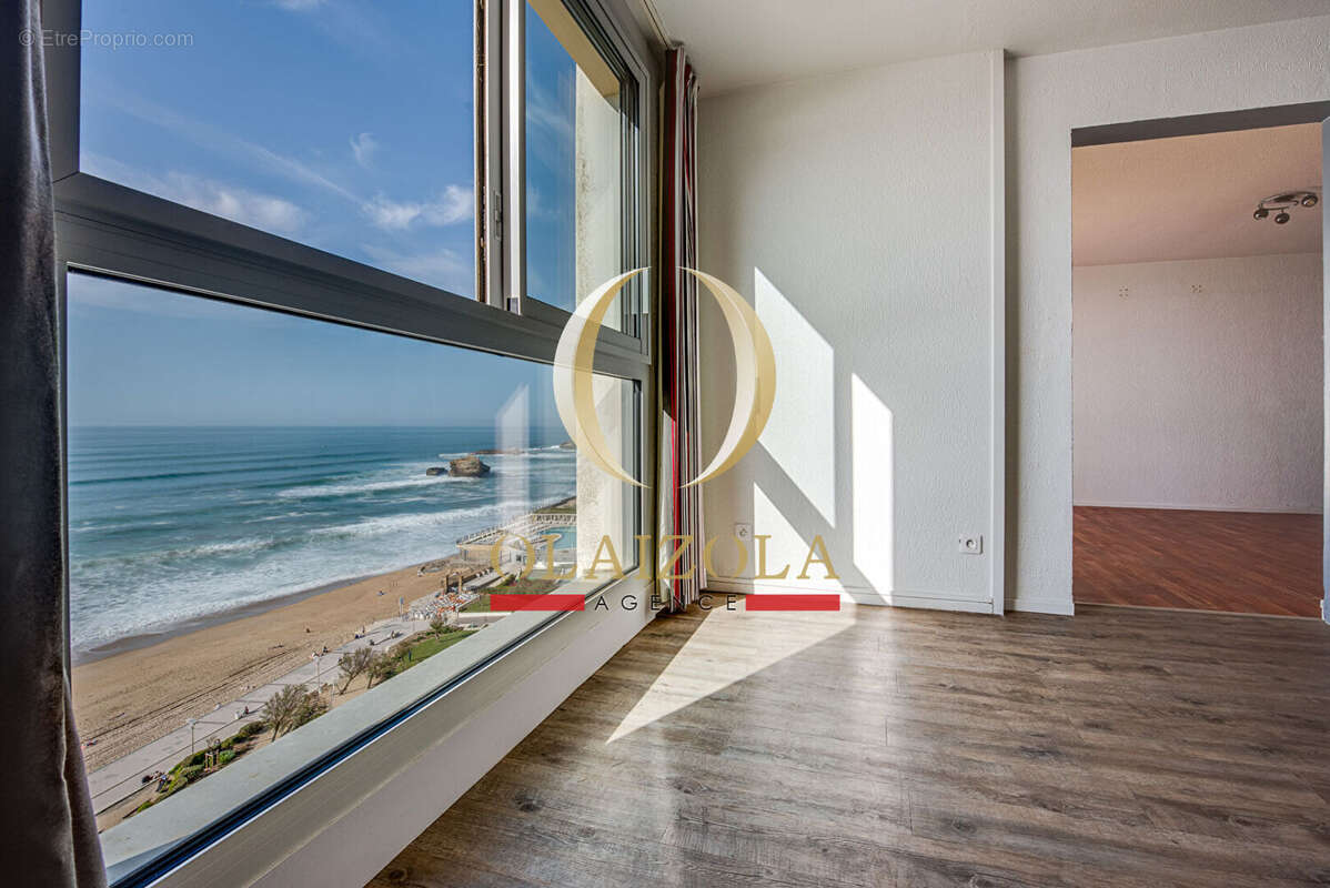 BIARRITZ / GRANDE PLAGE - Appartement Hotelier vue mer en étage élevé - photo 2
