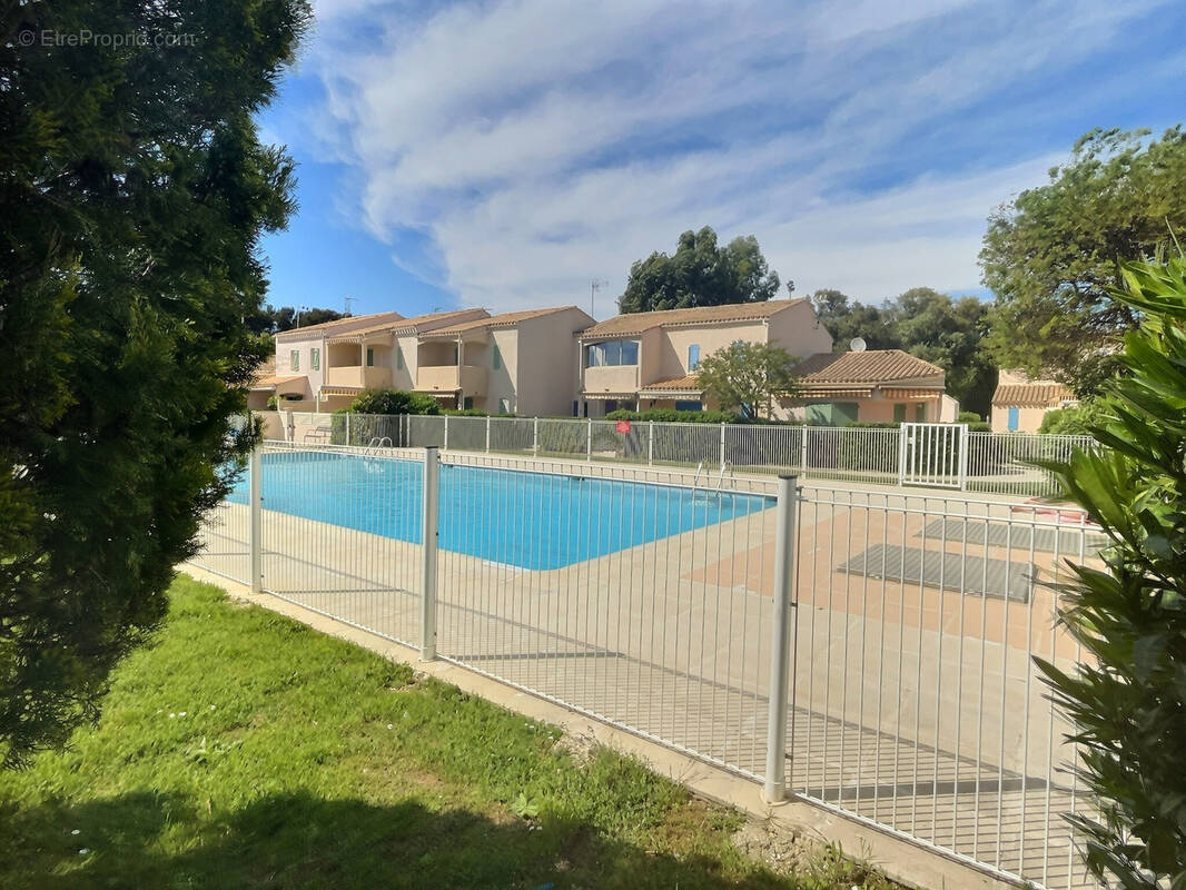 Appartement à LA LONDE-LES-MAURES