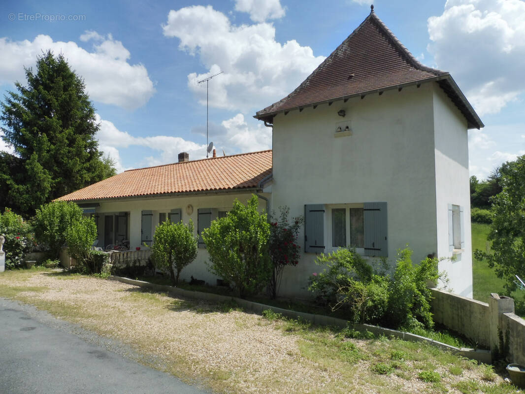Maison à RIBERAC