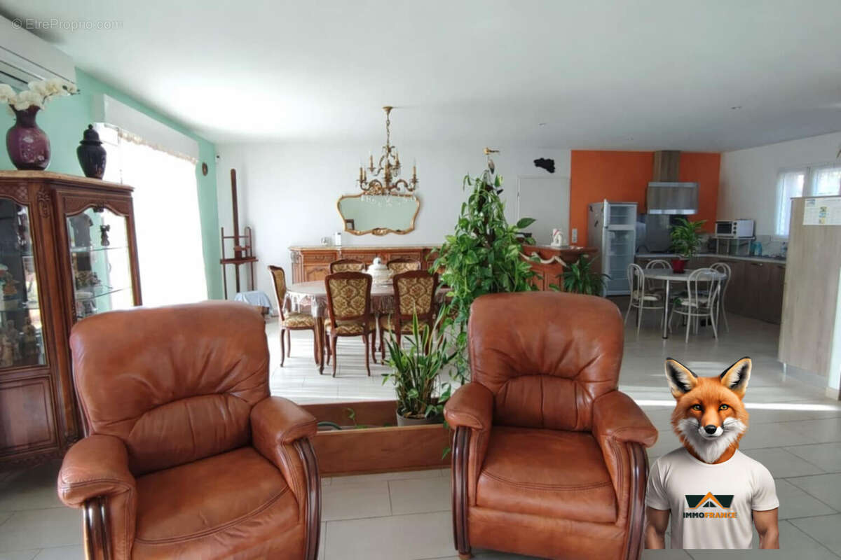 Maison à ROMILLY-SUR-SEINE