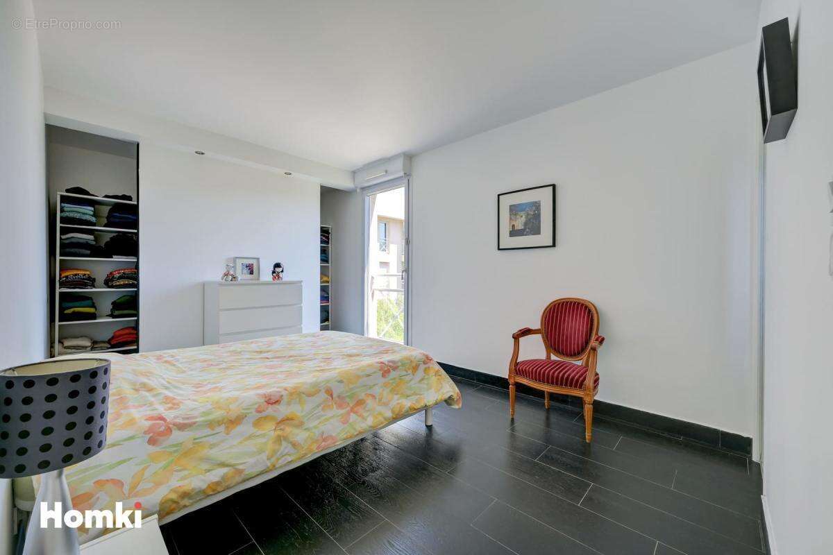 Appartement à MARSEILLE-9E