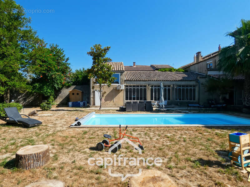 Maison à SAINT-GENIES-DE-COMOLAS