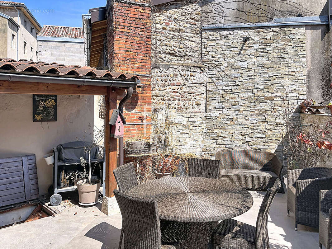 Appartement Bourg En Bresse 5 pièce(s) 155 m2 avec GARAGE + stationnement - photo 15