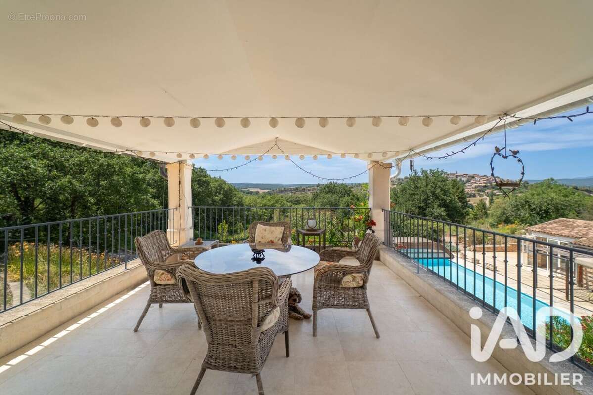 Maison 229 m² à Dauphin  - photo 4