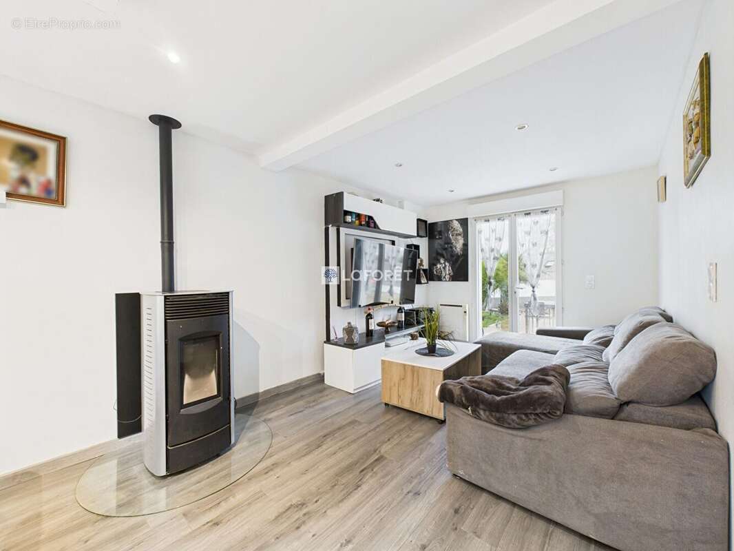 Maison à ERGUE-GABERIC