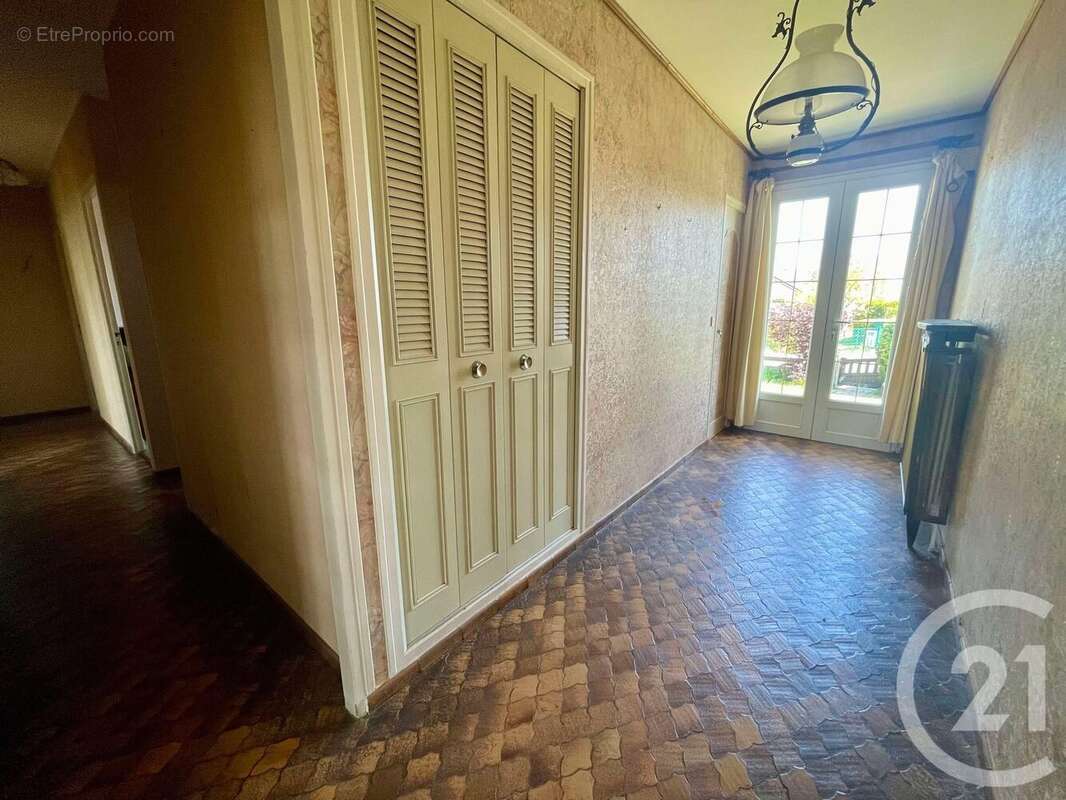 Maison à DAMMARTIN-EN-GOELE