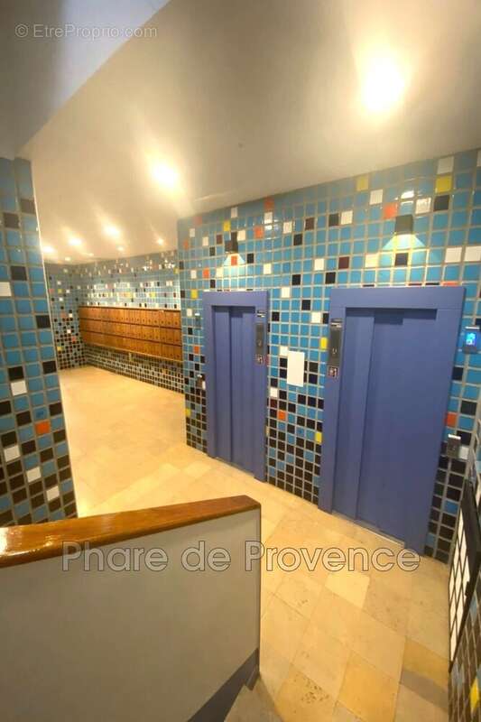 Appartement à MARSEILLE-2E
