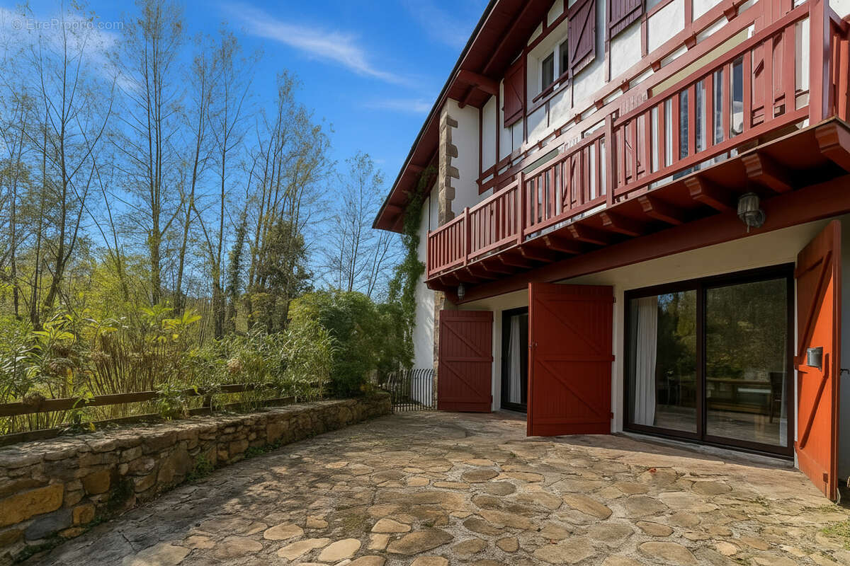 Maison à URRUGNE