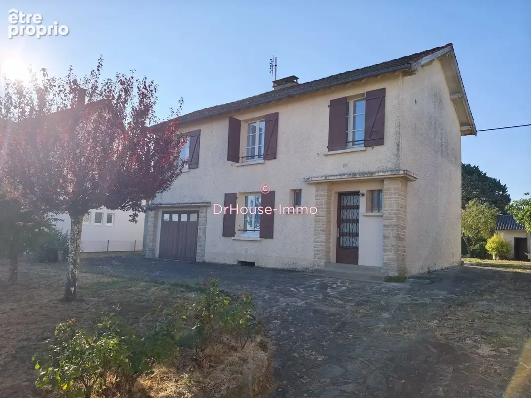 Maison 102 m² à Thiviers  - photo 2