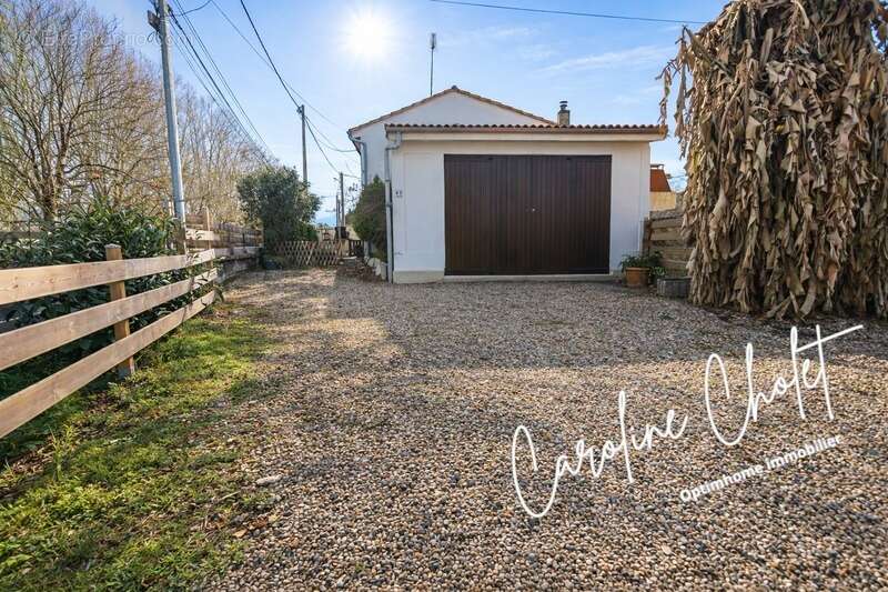 Maison à SAINTE-TERRE