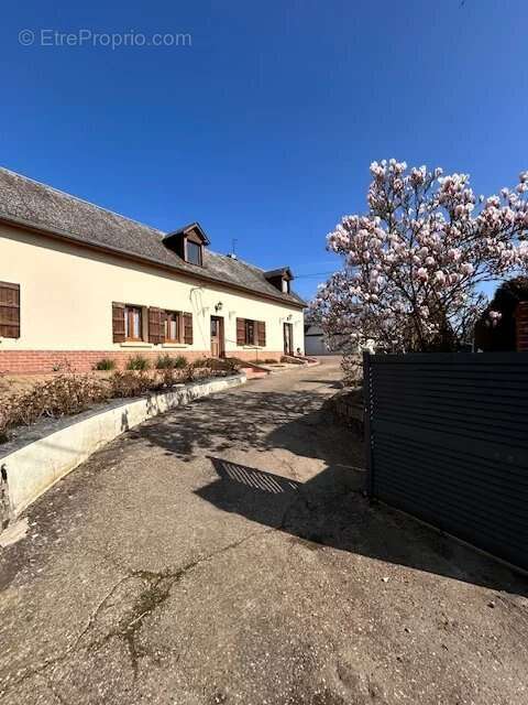 LONGERE de 125M2 en très bon état - photo 2