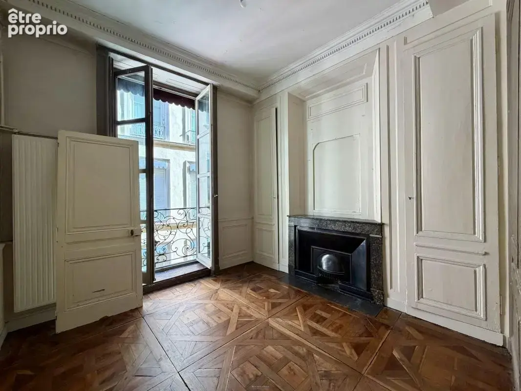 Rue Sergent Blandan - T4 de 92m² - photo 6