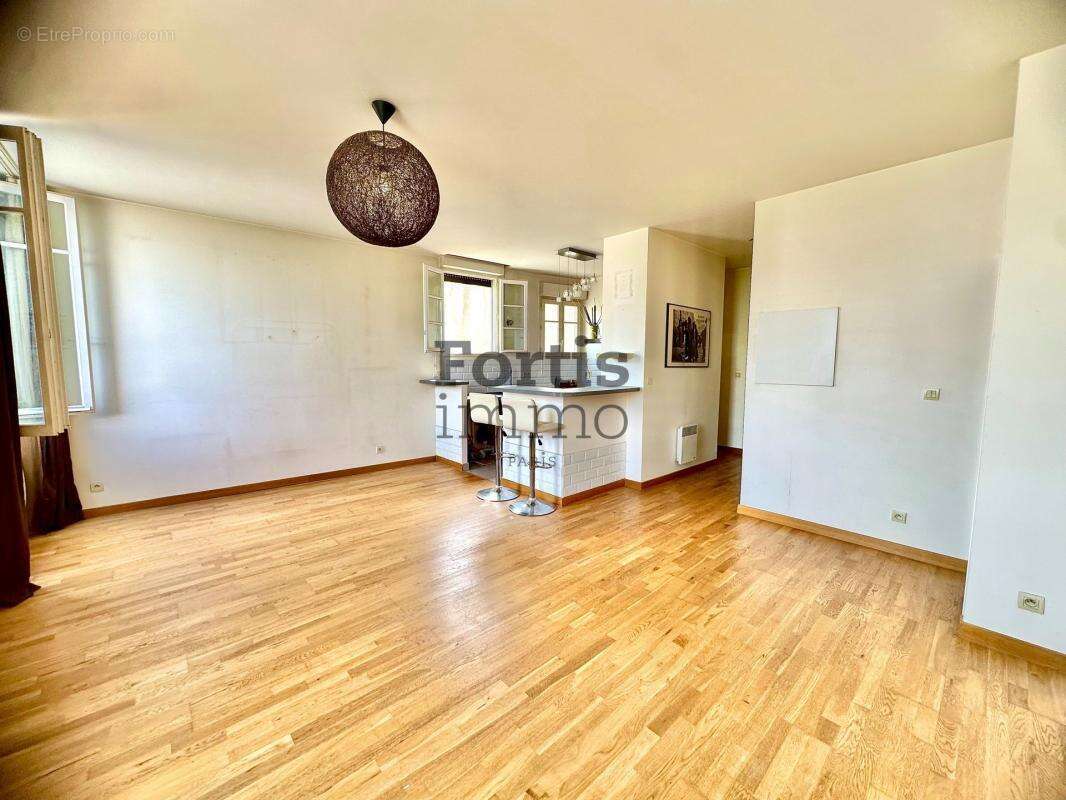 Appartement à CORBEIL-ESSONNES