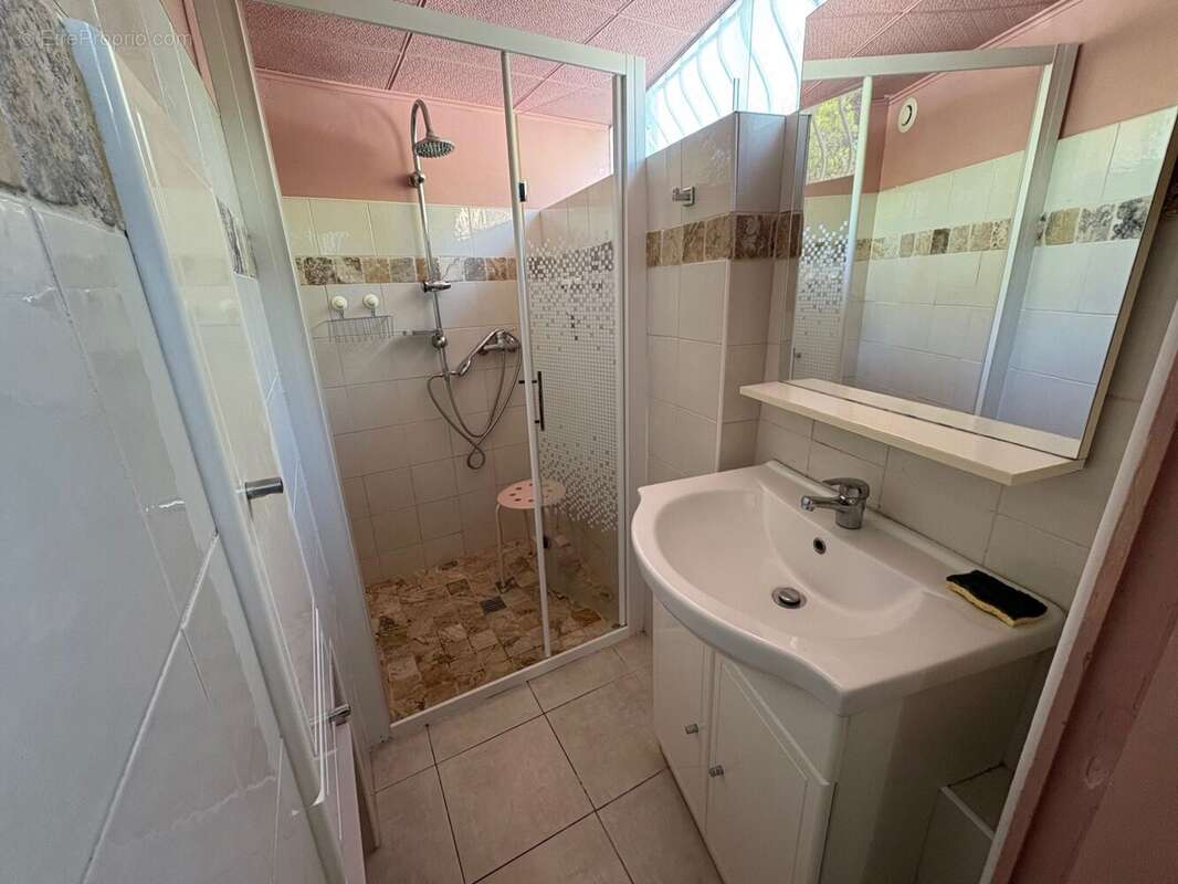 Maison 80 m² à Cassis  - photo 7