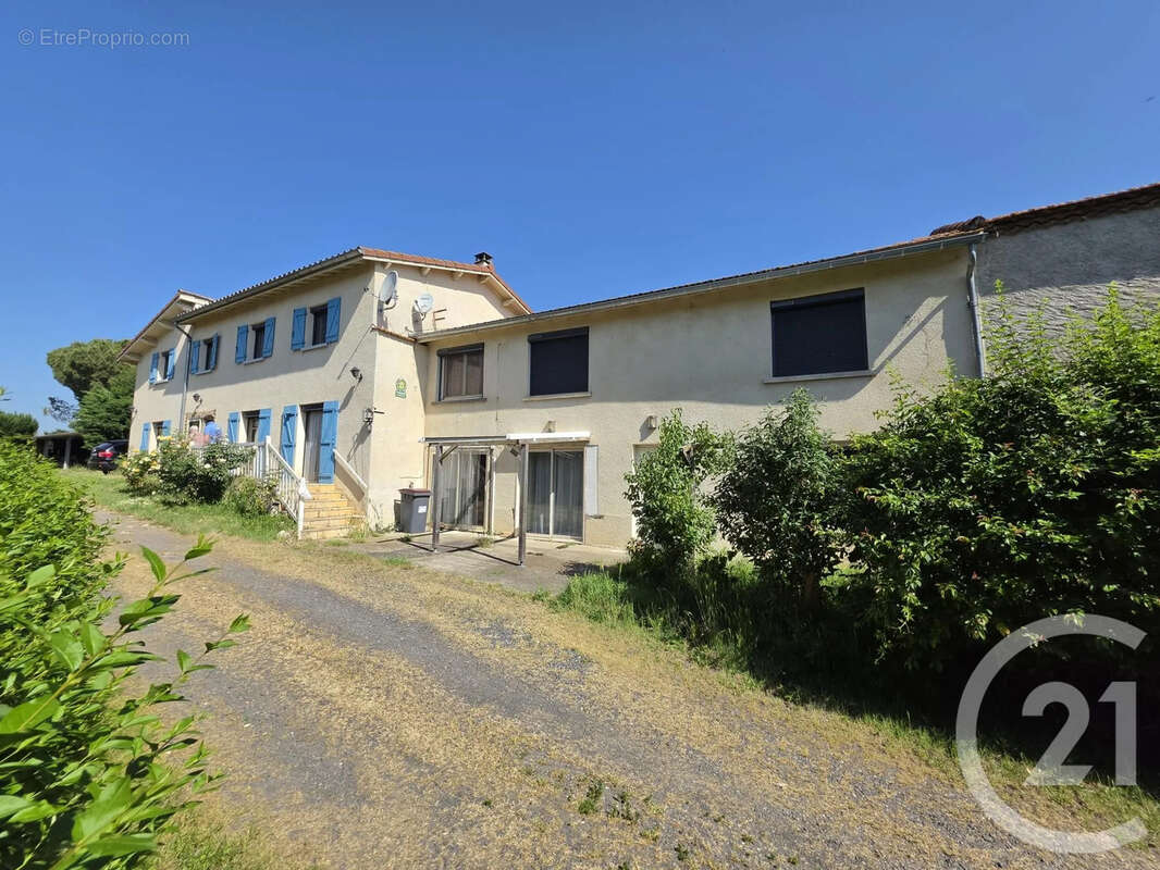 Maison à BOURNONCLE-SAINT-PIERRE