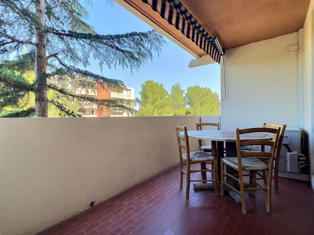Appartement à MARSEILLE-9E
