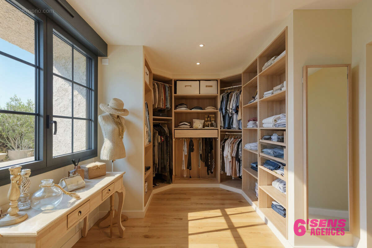 Maison à SAINT-BONNET-DE-MURE