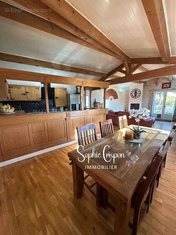 Appartement à LES ADRETS-DE-L&#039;ESTEREL