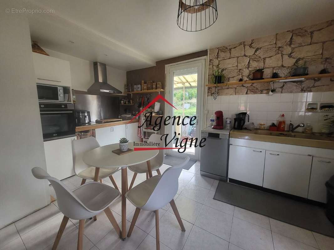 Appartement à BESSEGES