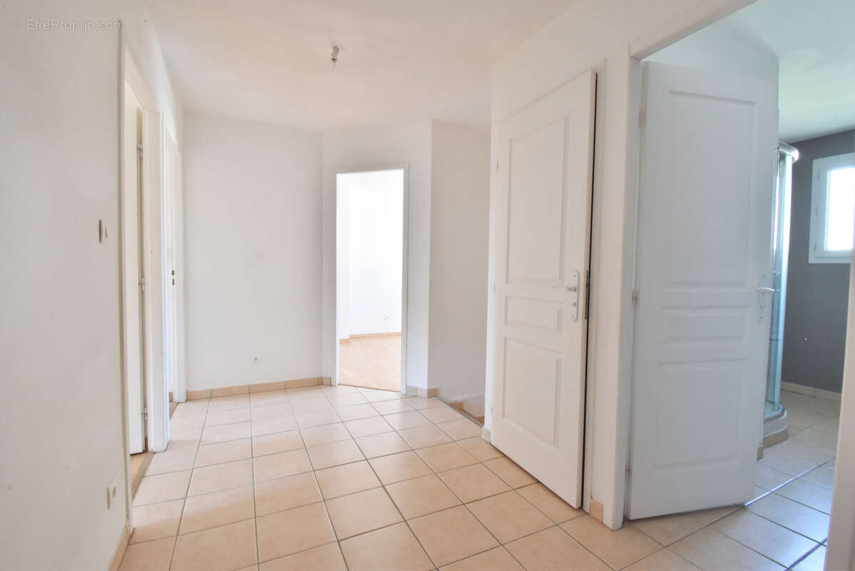 Maison à LA VERPILLIERE