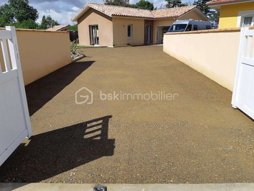 Maison plain-pied récente de 90 m², RT 2012 aux normes PMR sous garantie décennale - photo 12