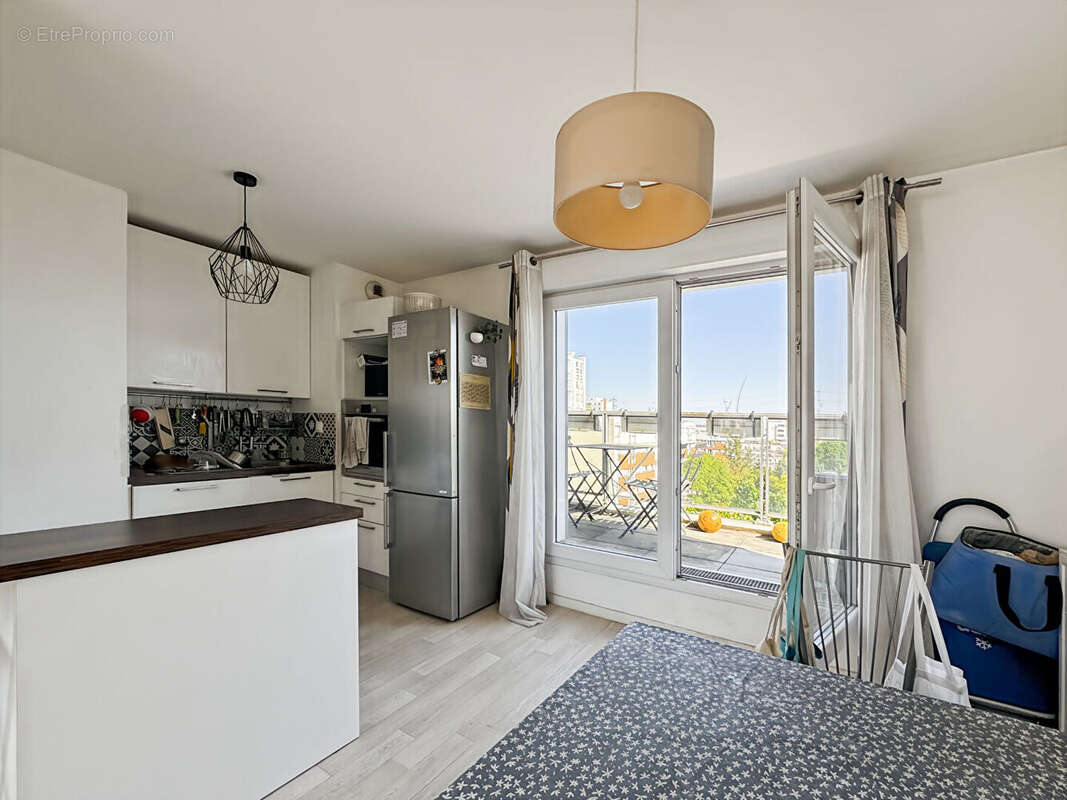 Appartement à ROSNY-SOUS-BOIS
