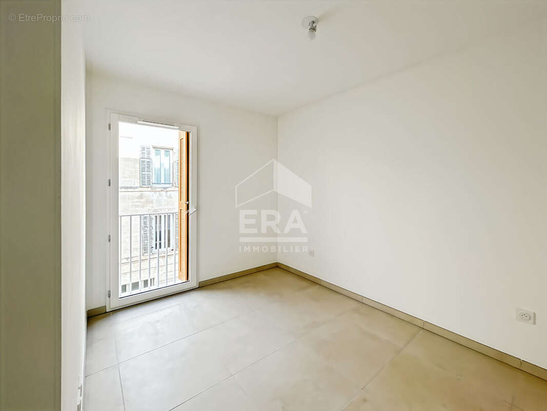 Appartement à MARSEILLE-6E