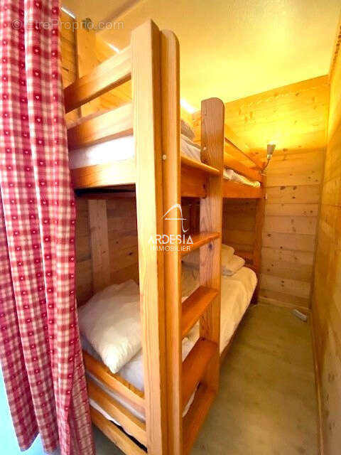 Appartement à LE CHATEL