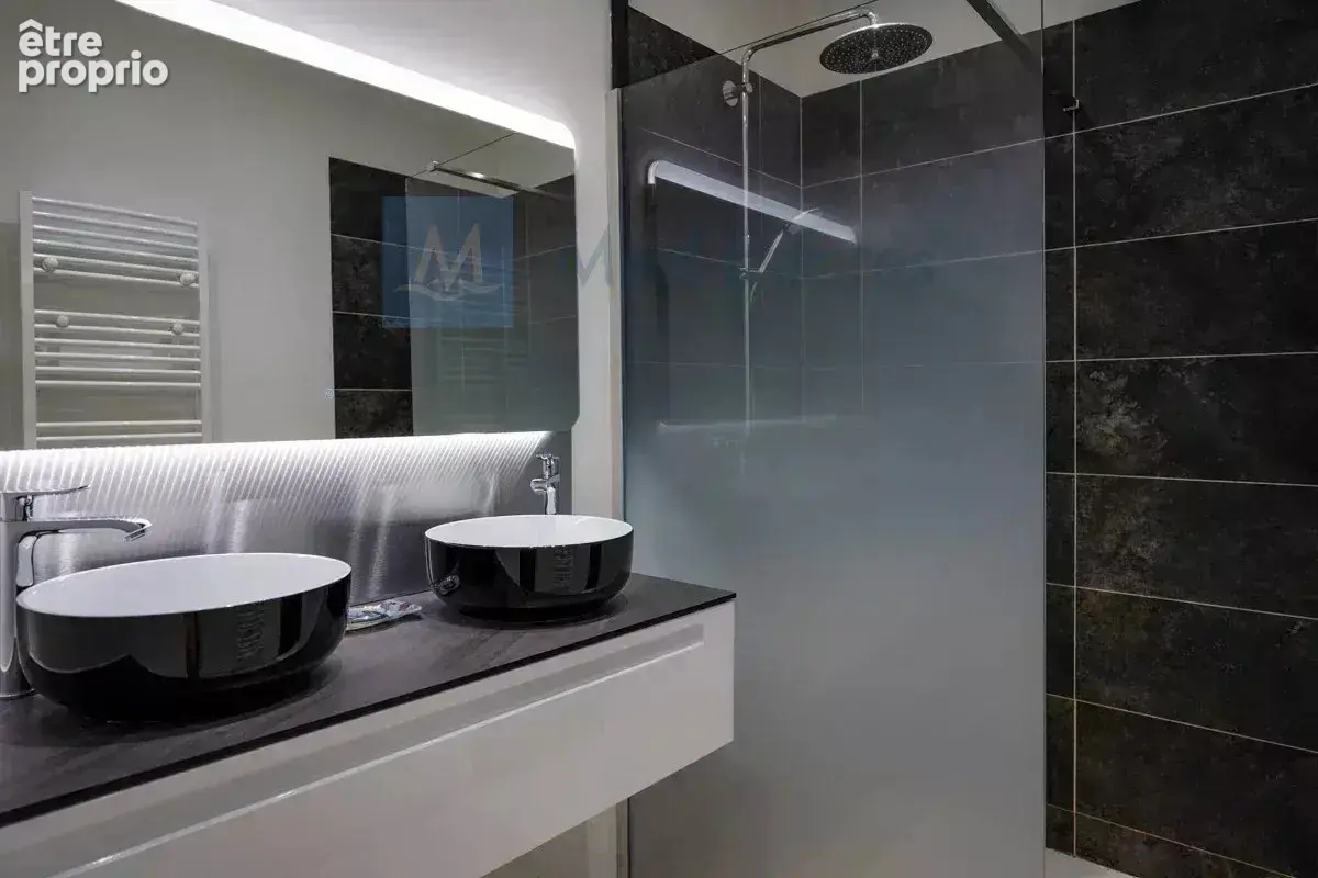 Triplex moderne avec piscine à Port Grimaud - photo 17