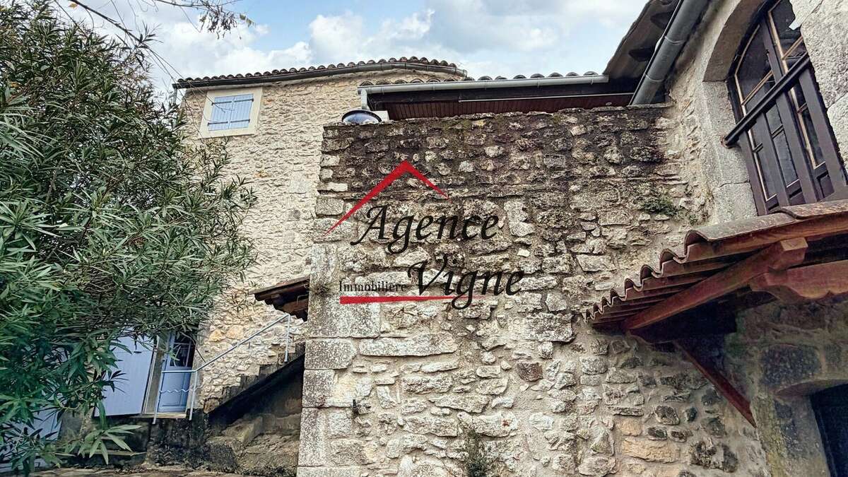 Maison à ALLEGRE-LES-FUMADES