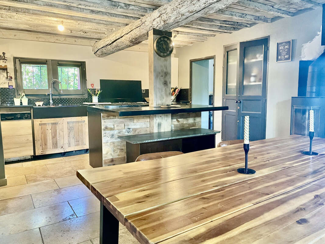 Maison à CHATEAURENARD