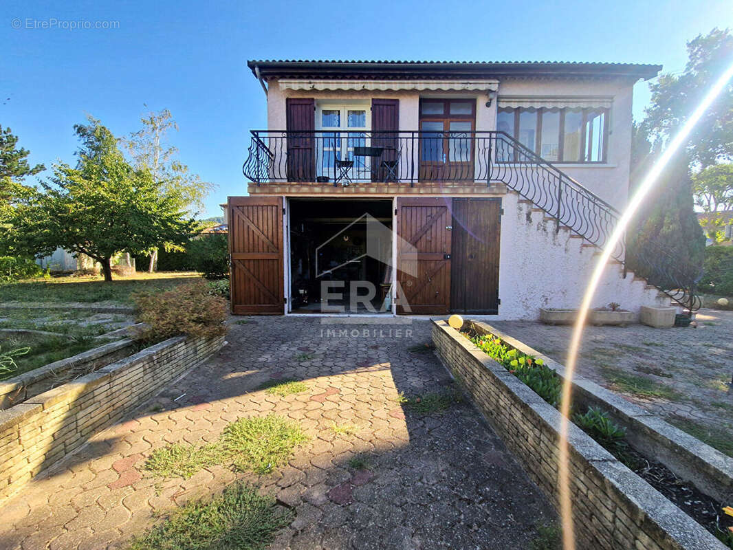 Maison à CHATEAU-ARNOUX-SAINT-AUBAN