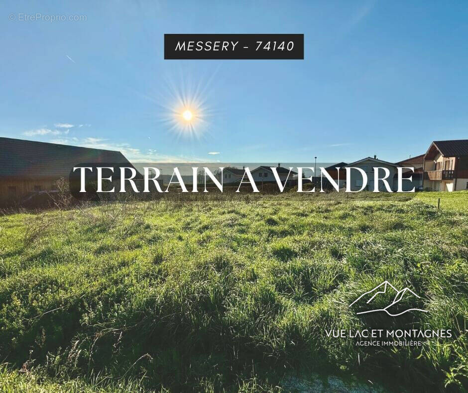 Terrain à MESSERY