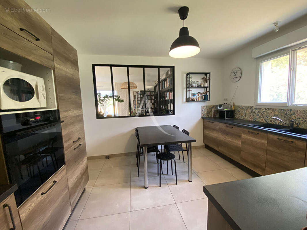 Maison à SAINT-JULIEN-DES-LANDES