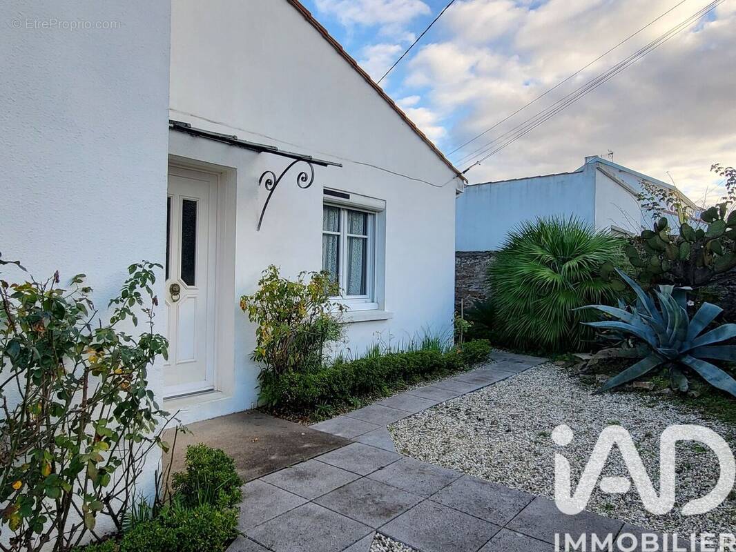 Photo 1 - Maison à BOUGUENAIS