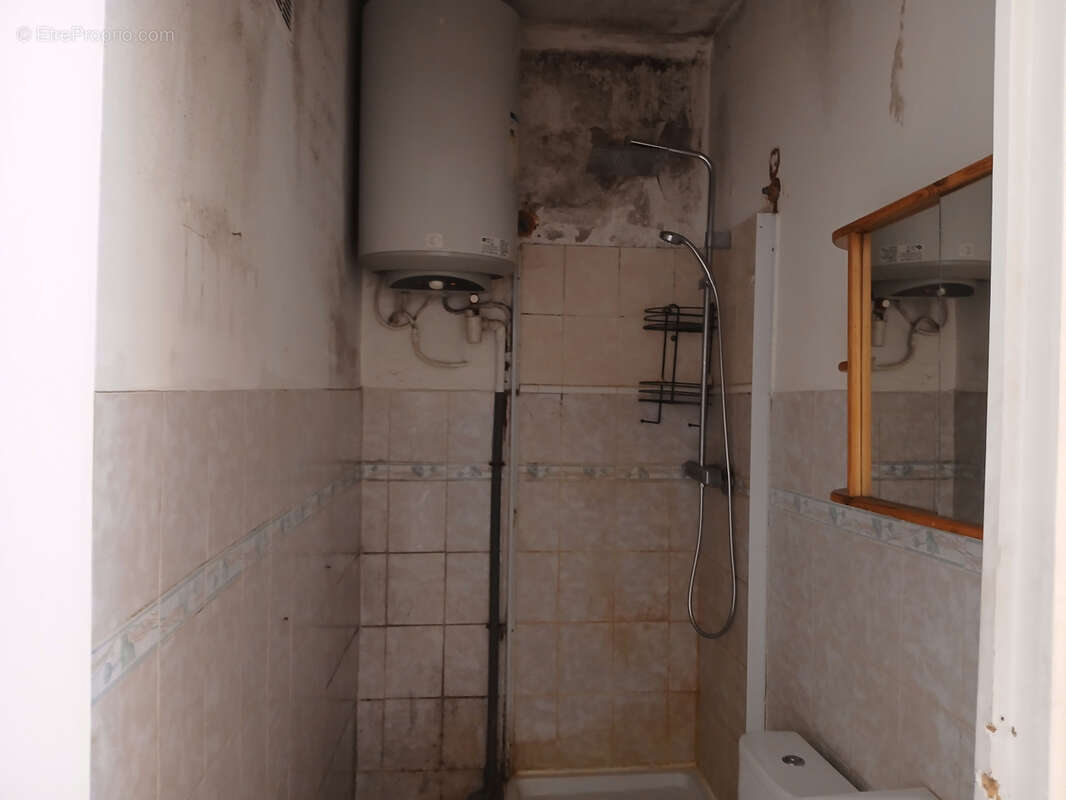 Appartement à MARSEILLE-3E