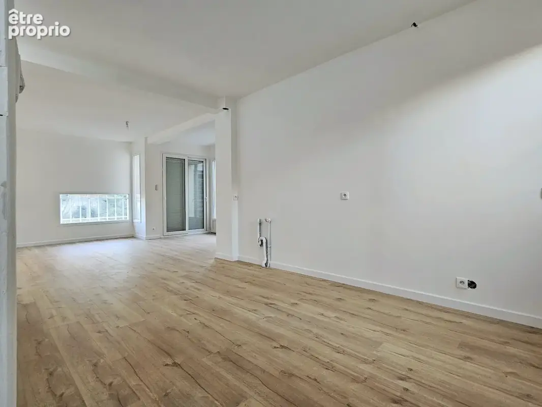Maison jumelée entièrement rénovée ! - photo 2