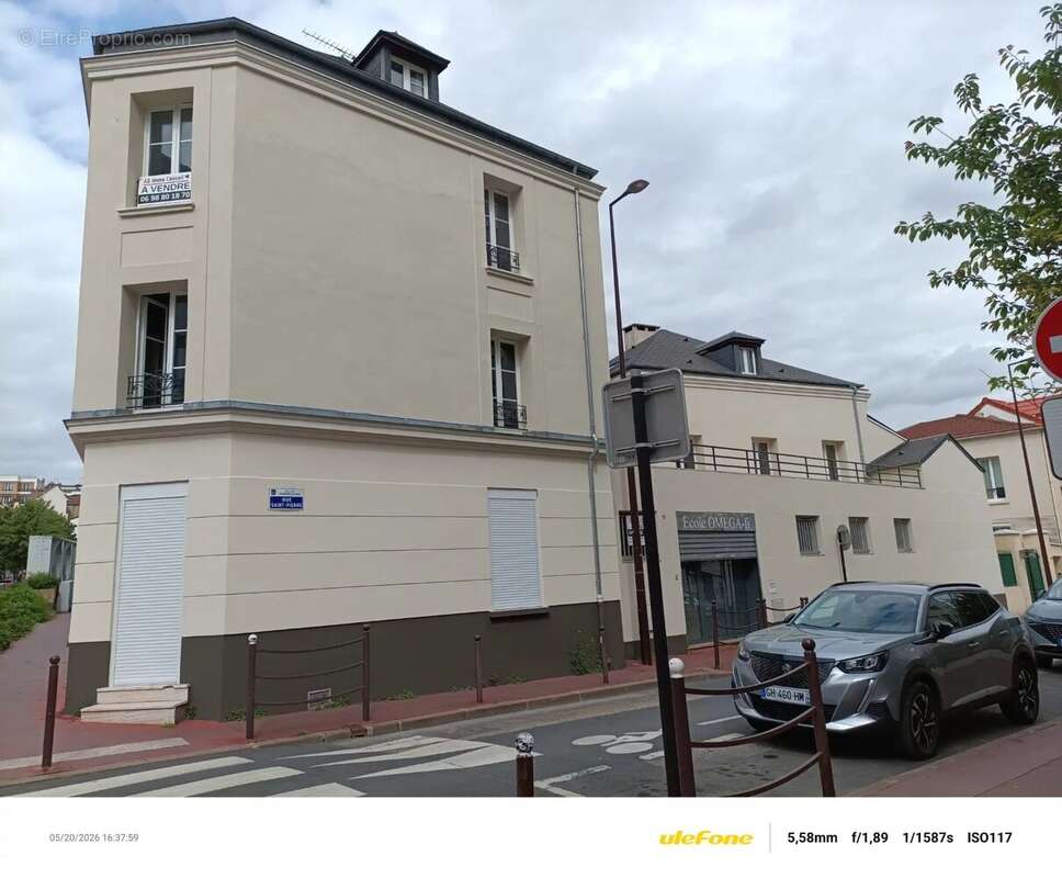 Appartement à CHARENTON-LE-PONT