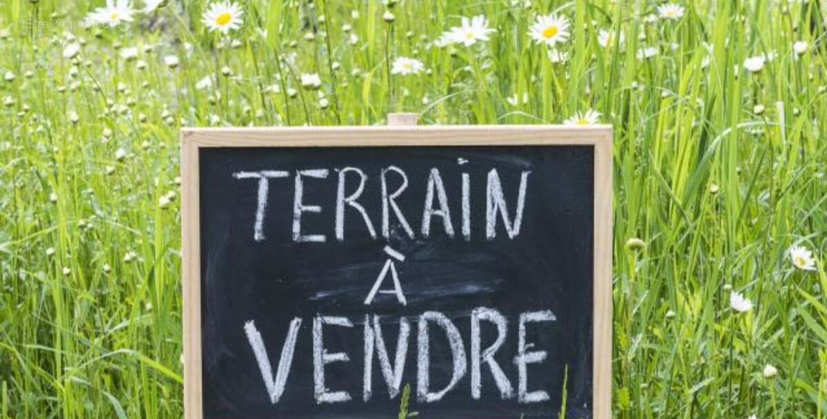 Terrain à MARLY