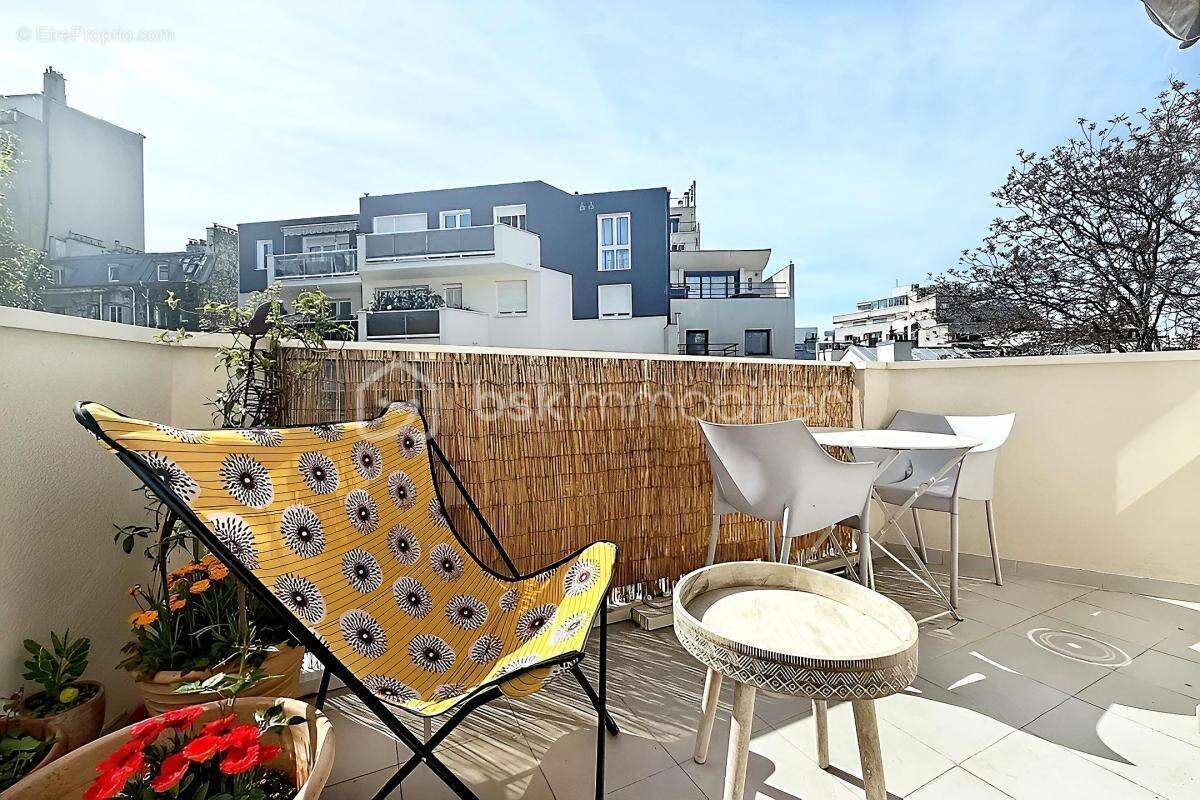 Appartement à PARIS-19E