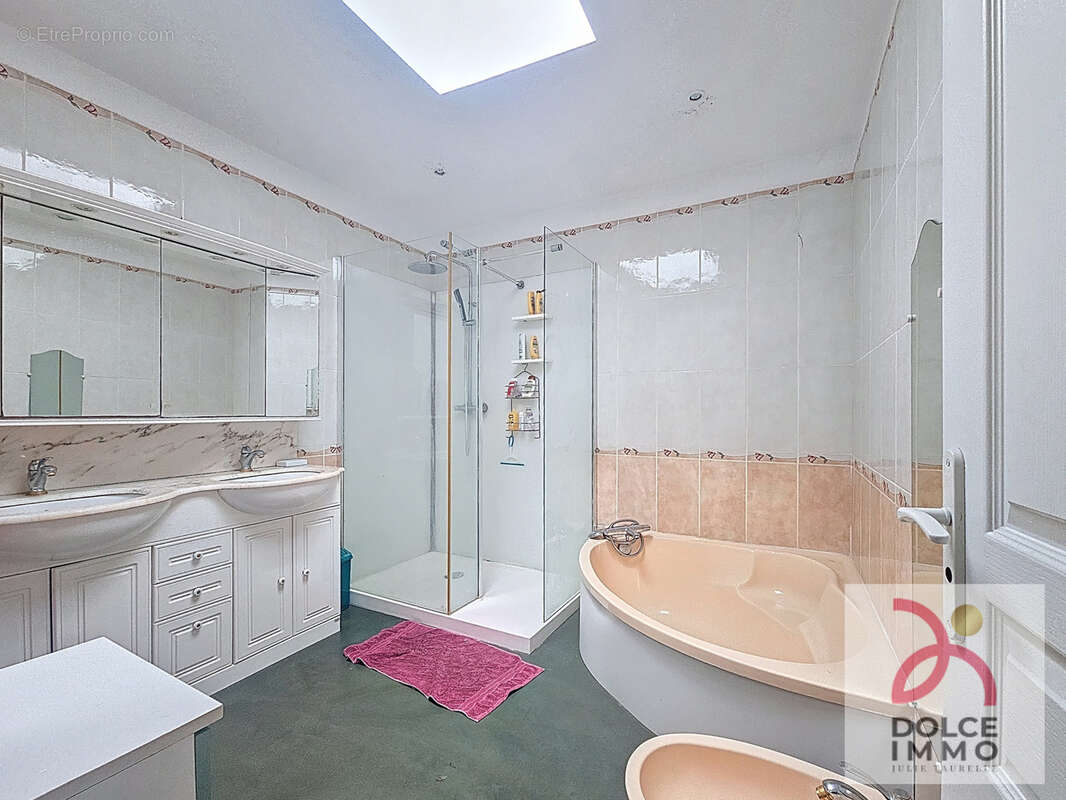 Maison à LE BOUSCAT